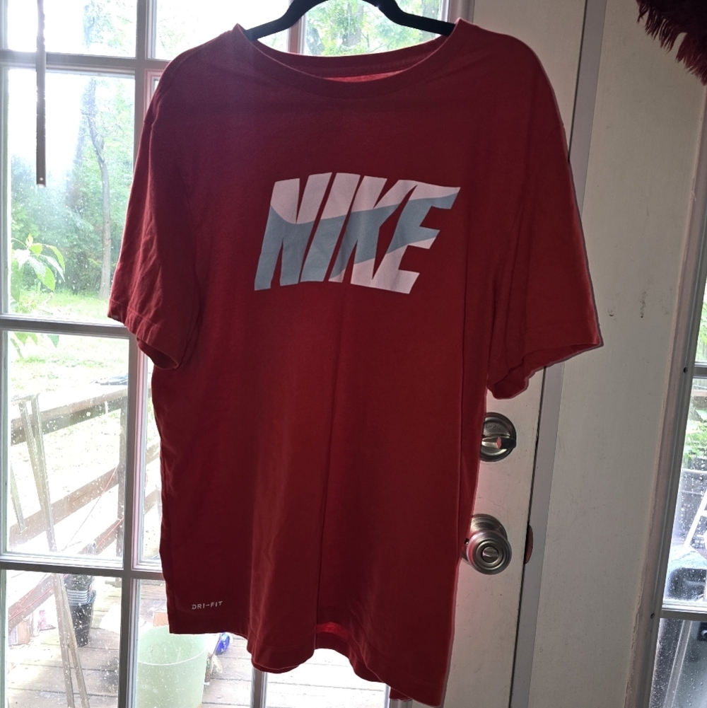 Nike Dri-FIT Red Graphic Tee Shirt | XL